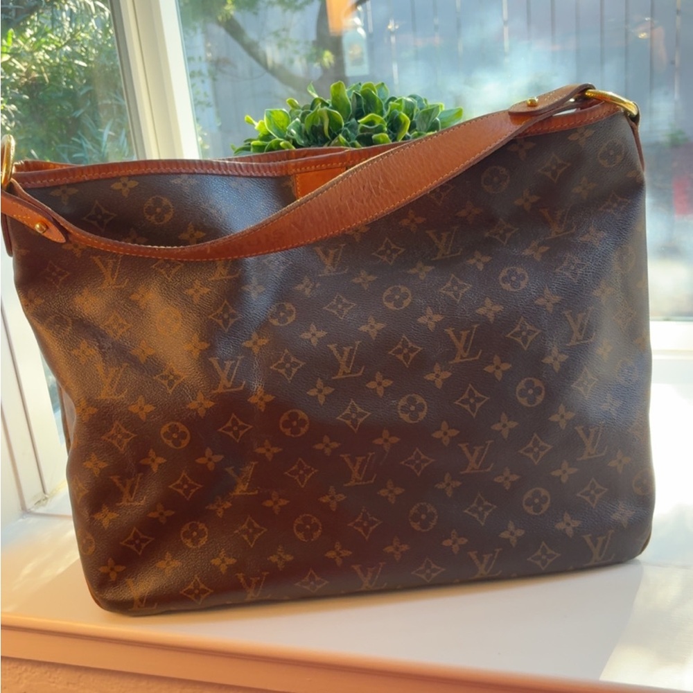 Louis Vuitton Monogram Shoulder Bag